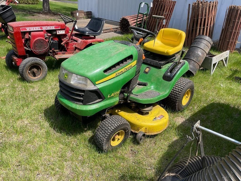 Image of John Deere LA105 Primary image
