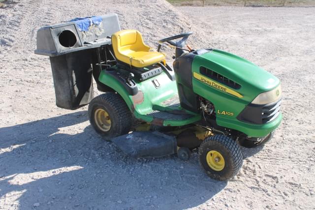 Image of John Deere LA105 equipment image 2