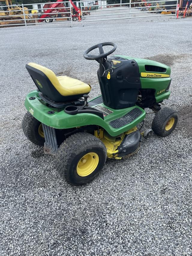 Image of John Deere LA105 equipment image 4