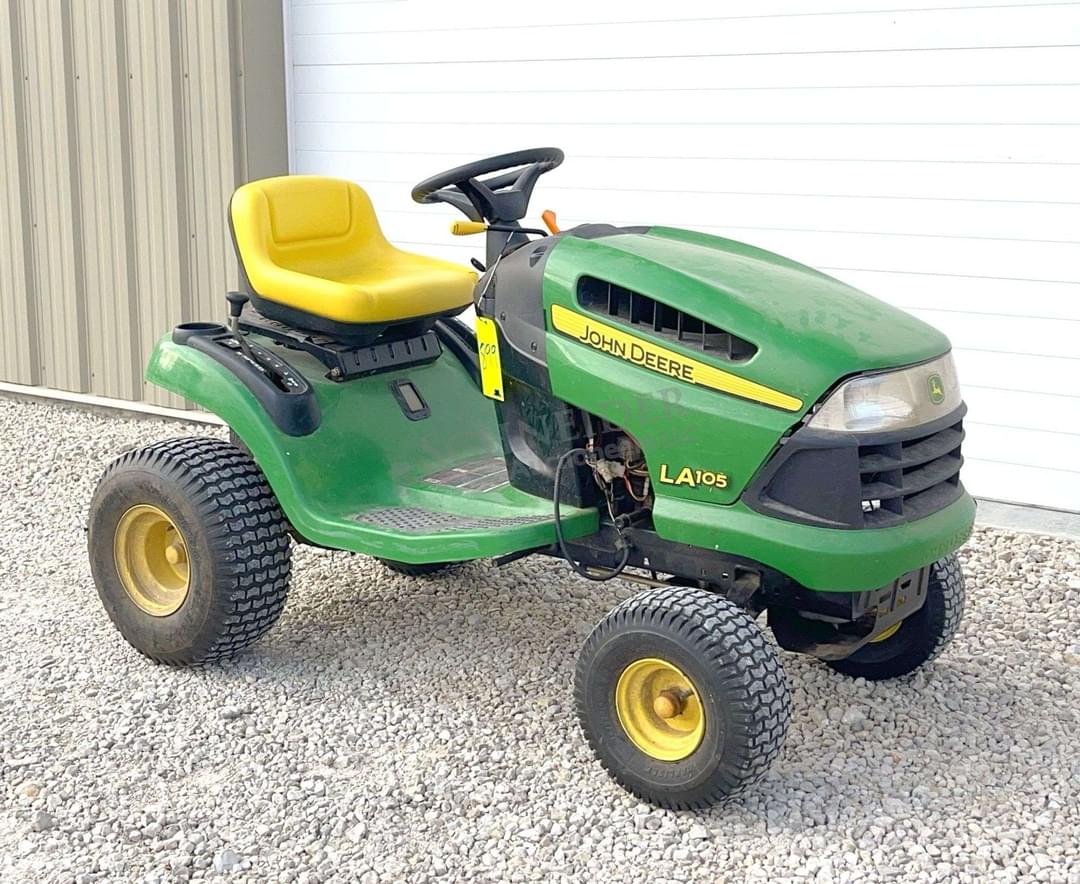 Image of John Deere LA105 Primary image