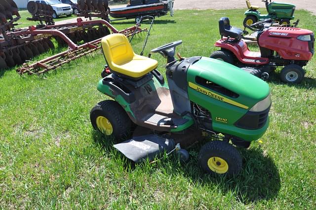 Image of John Deere LA110 equipment image 2