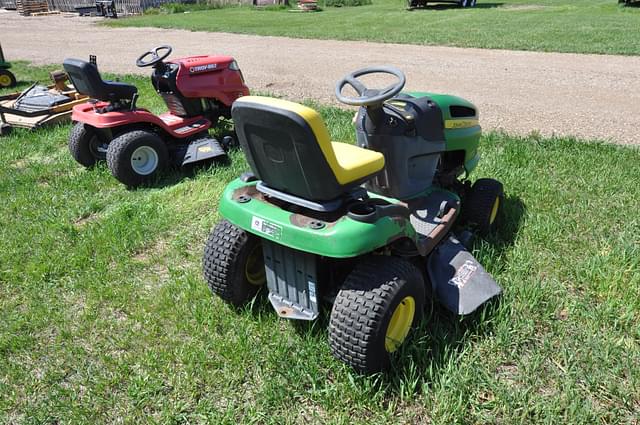 Image of John Deere LA110 equipment image 4