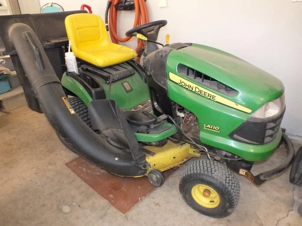 Main image John Deere LA110