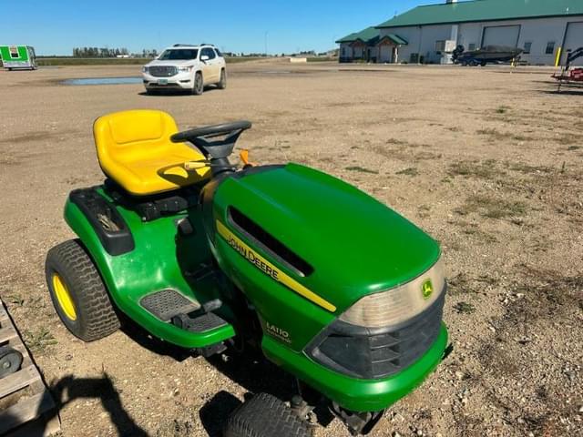 Image of John Deere LA110 equipment image 2