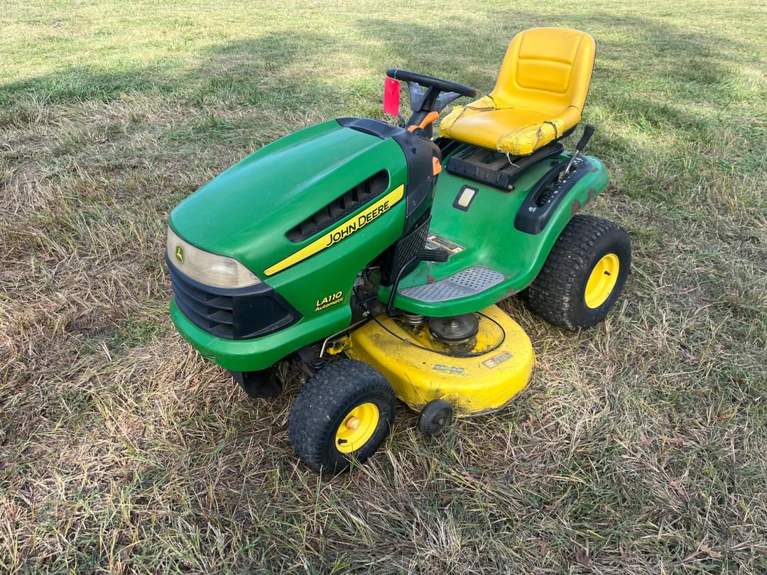 Image of John Deere LA110 Primary image