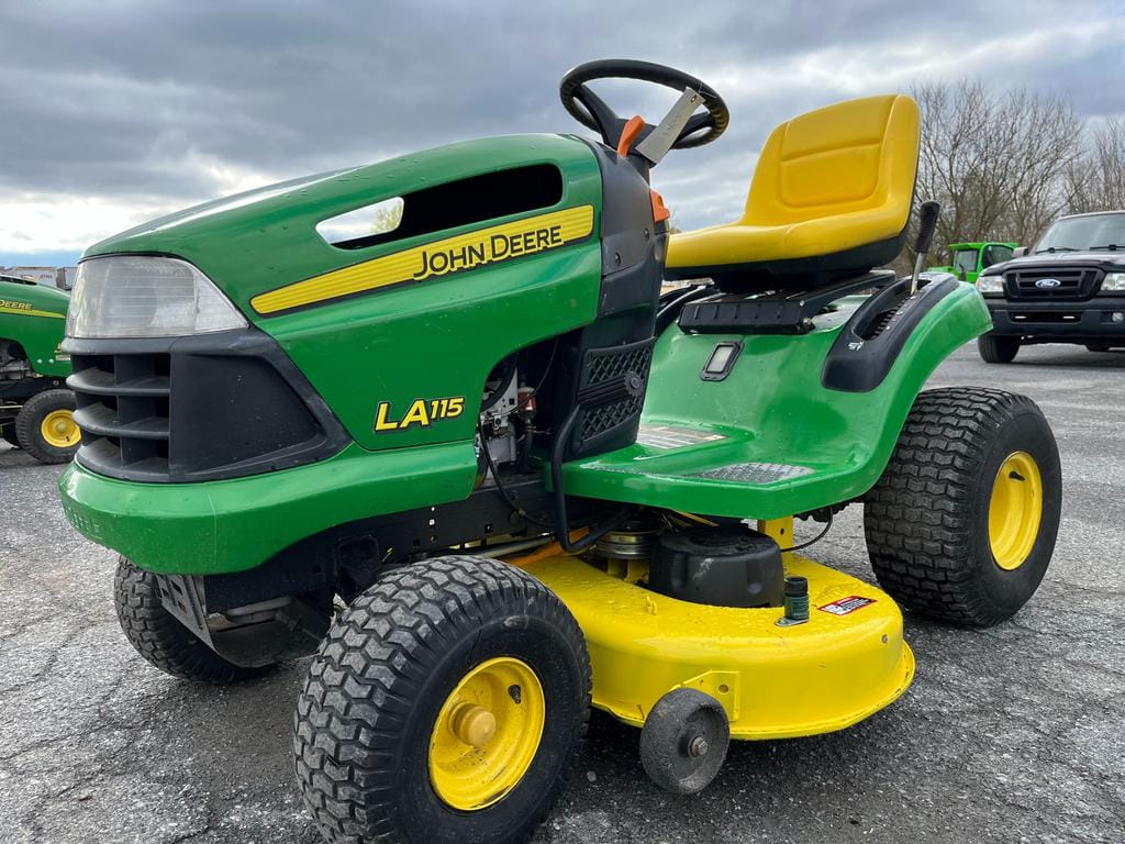 Main image John Deere LA115