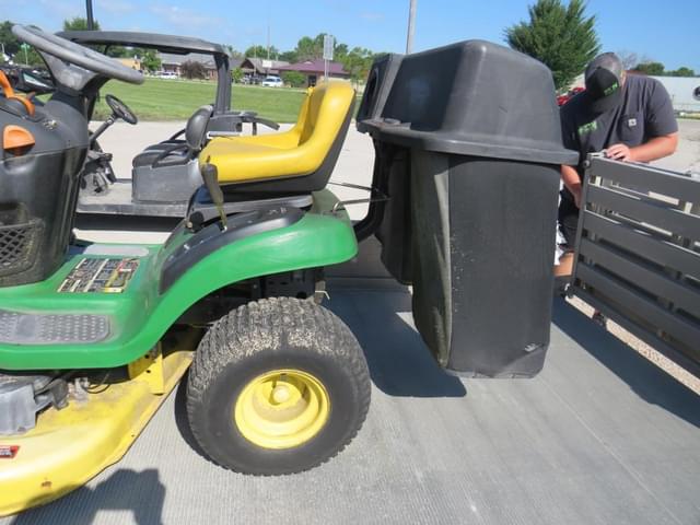 Image of John Deere LA115 equipment image 4