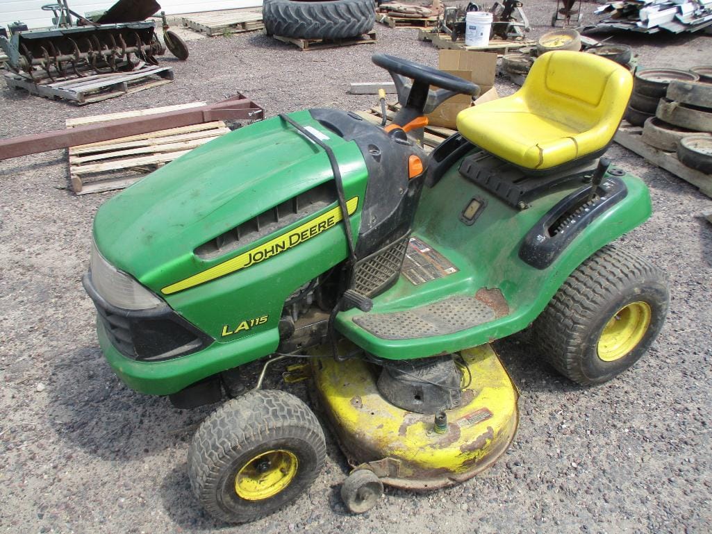 Main image John Deere LA115