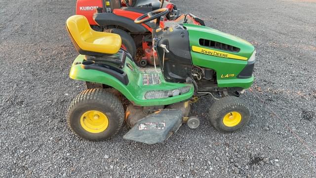 Image of John Deere LA115 equipment image 3