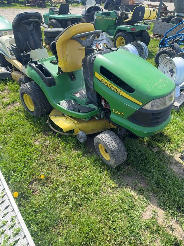 Image of John Deere LA115 equipment image 1