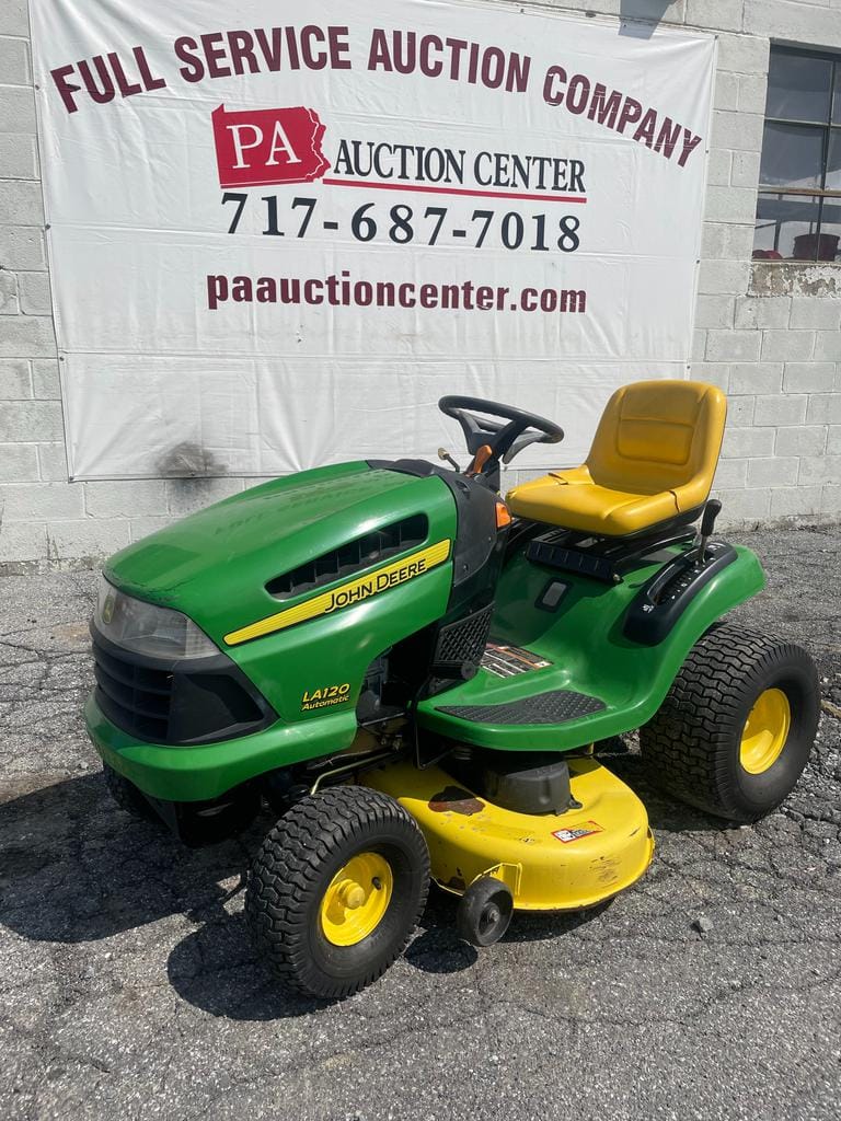 Main image John Deere LA120