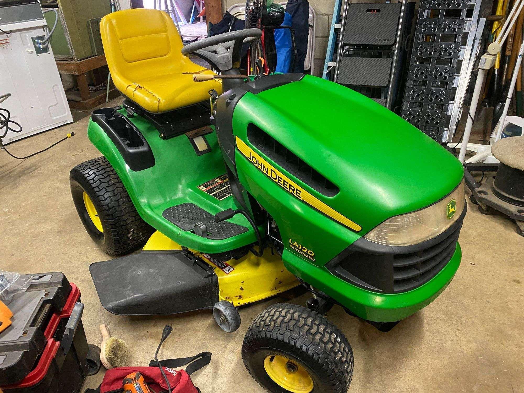 Main image John Deere LA120