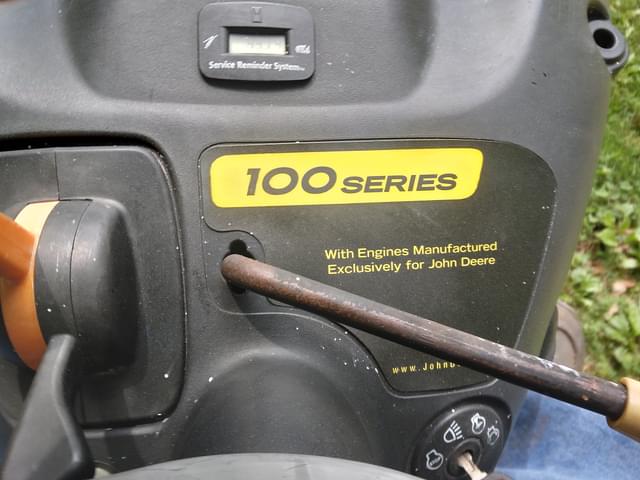 Image of John Deere LA120 equipment image 2