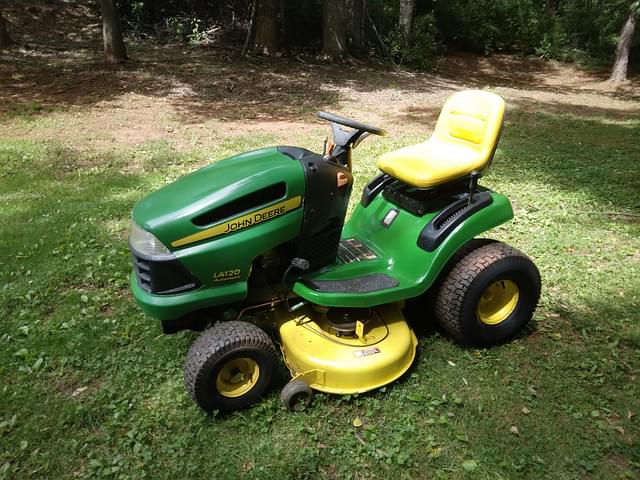 Image of John Deere LA120 equipment image 4