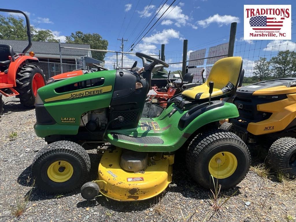Image of John Deere LA120 Primary image