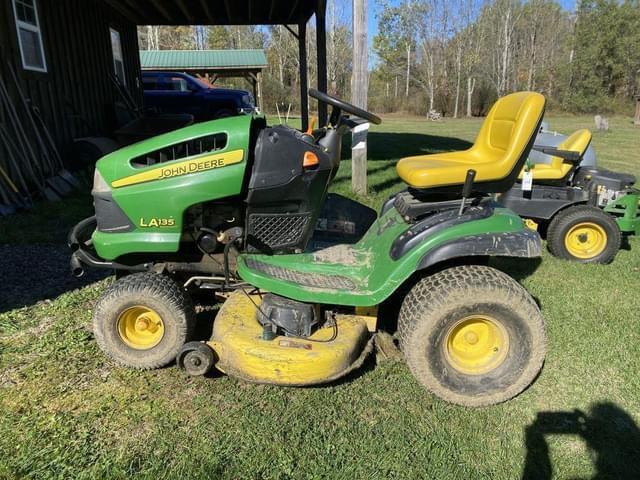 Image of John Deere LA135 equipment image 3