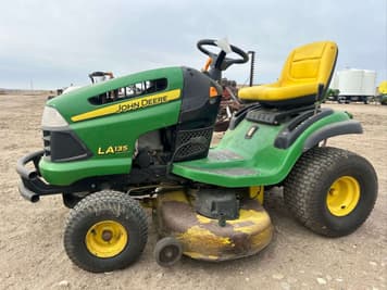 Main image John Deere LA135