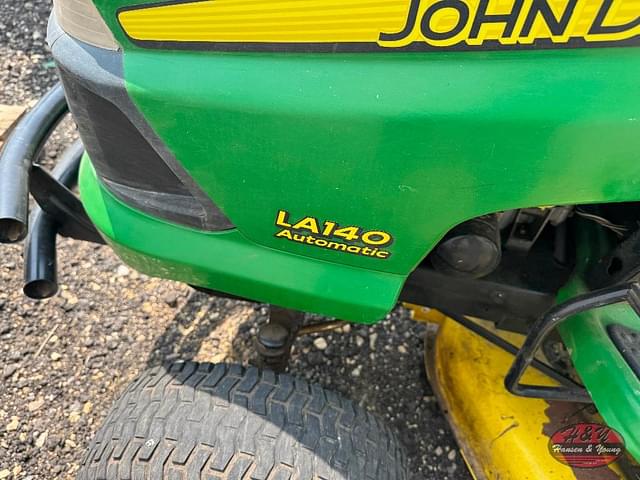 Image of John Deere LA140 equipment image 4