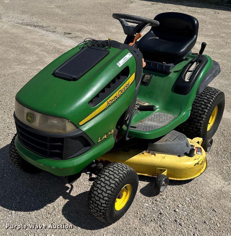 Image of John Deere LA145 Primary image