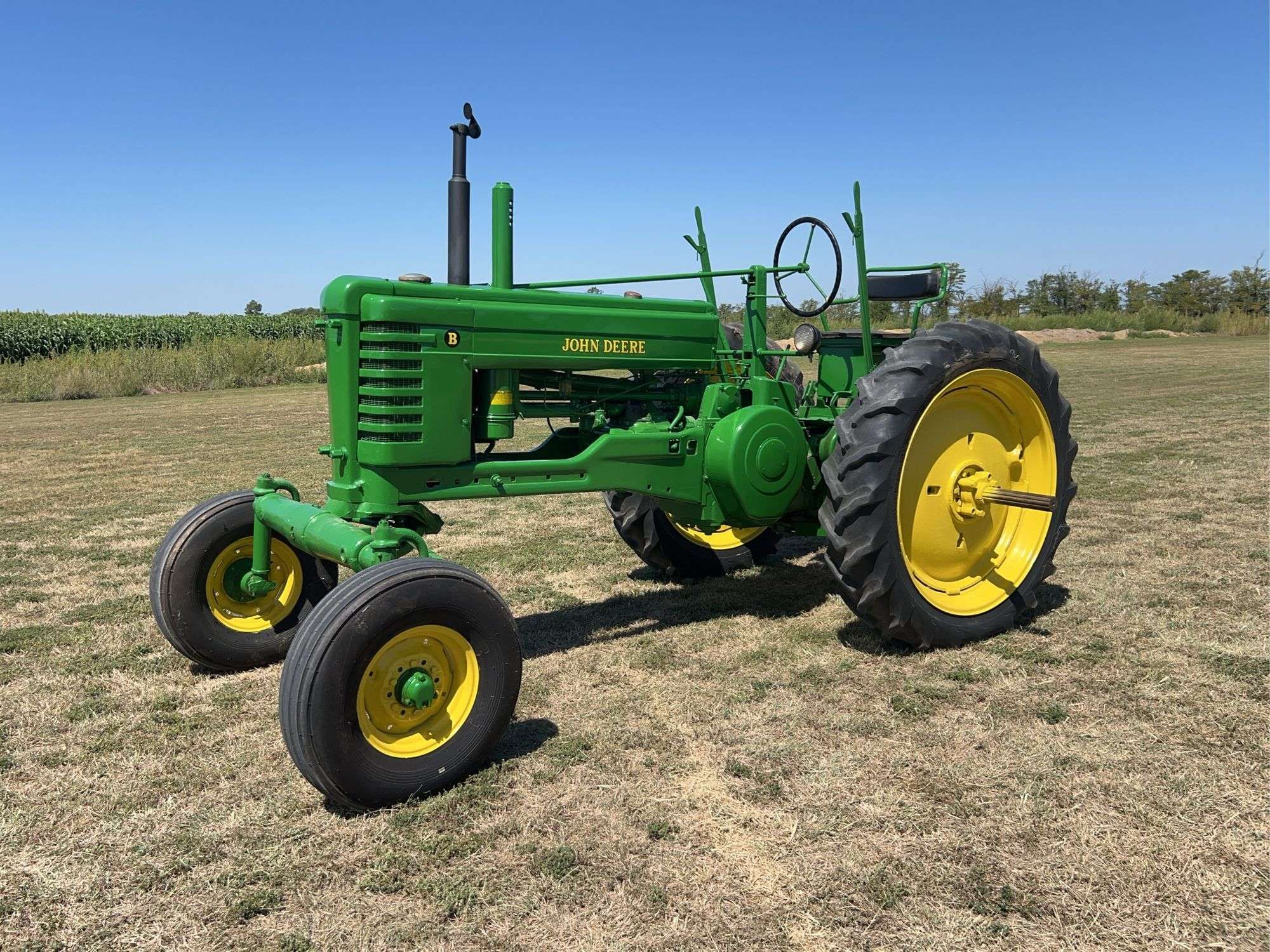 John Deere B Equipment Image0