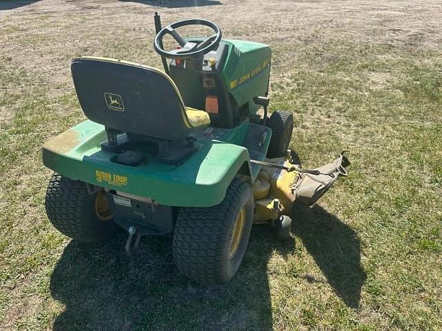 Image of John Deere LX178 equipment image 4