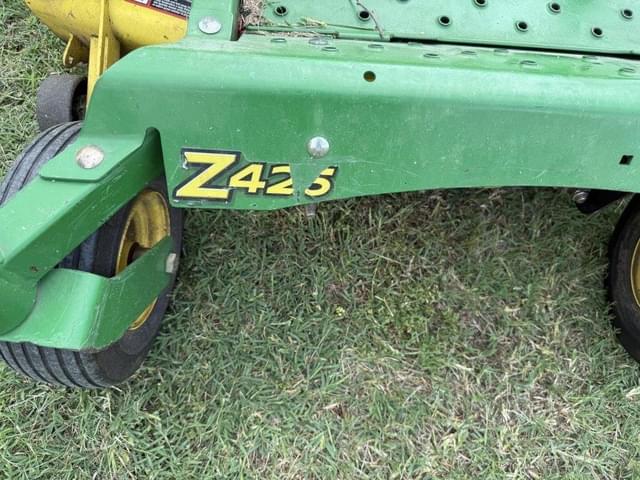 Image of John Deere Z425 equipment image 4