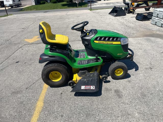 Image of John Deere E160 equipment image 3