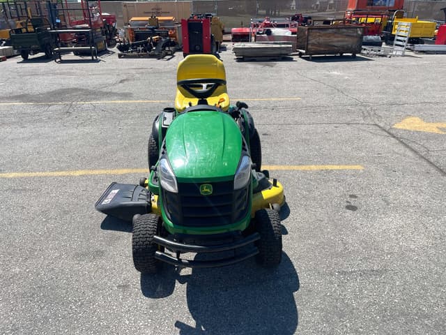 Image of John Deere E160 equipment image 1