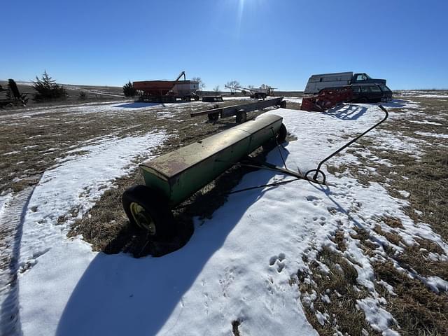 Image of John Deere LF equipment image 1