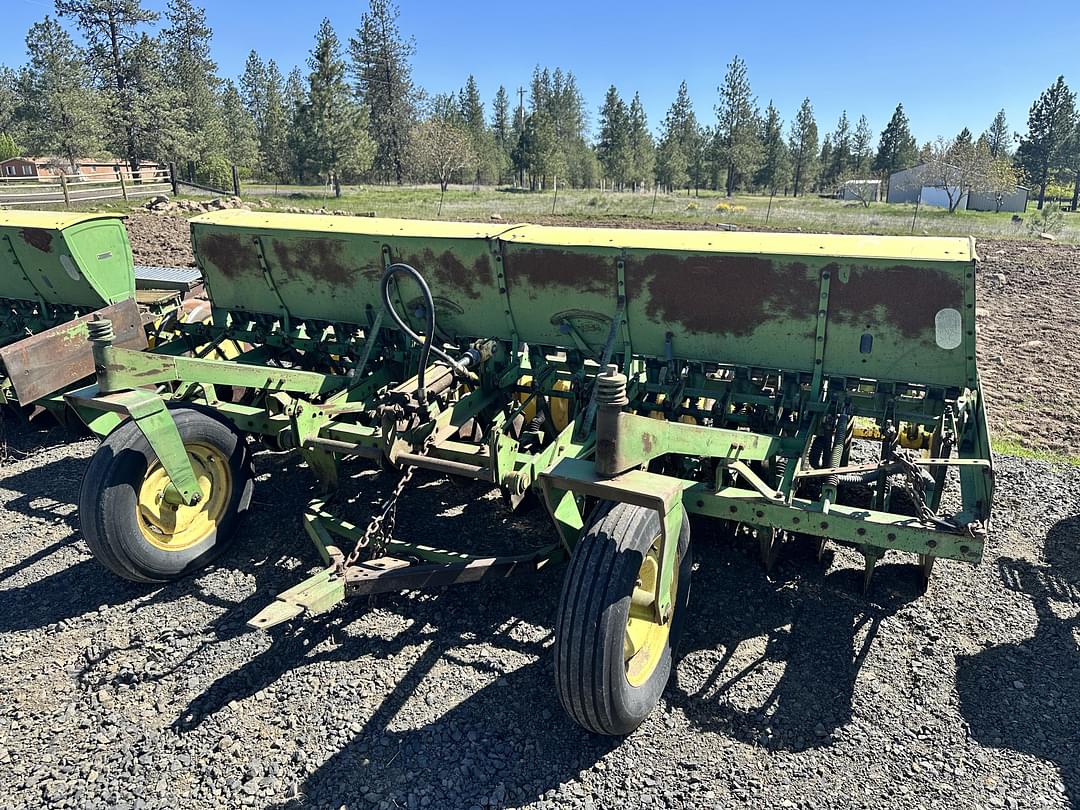 Image of John Deere LL207A Primary image