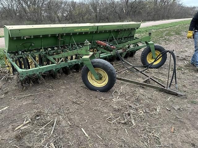 Image of John Deere LL247A equipment image 2