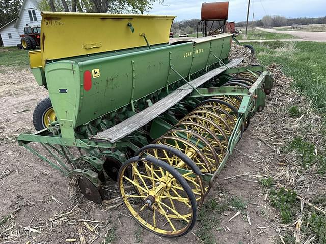 Image of John Deere LL247A equipment image 1