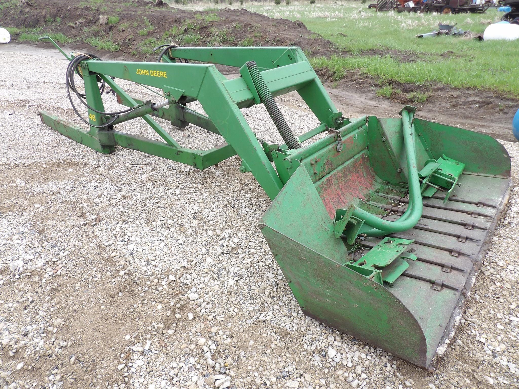 John Deere 46 Equipment Image0