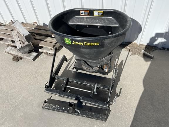 Image of John Deere LP69910 equipment image 3