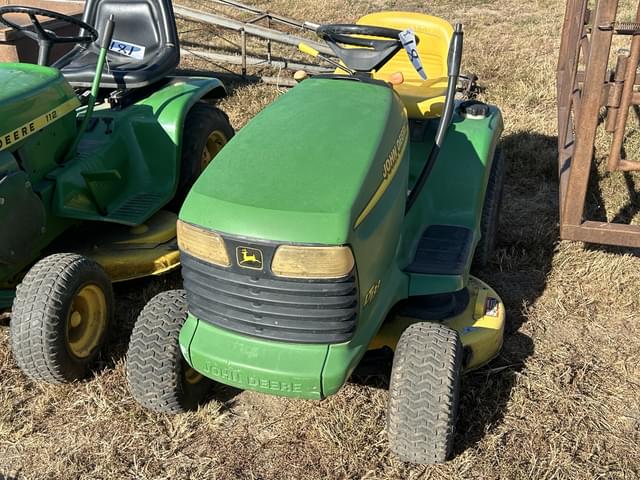 Image of John Deere LT133 equipment image 2