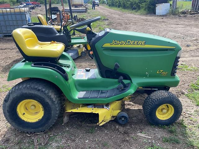 Image of John Deere LT150 equipment image 3