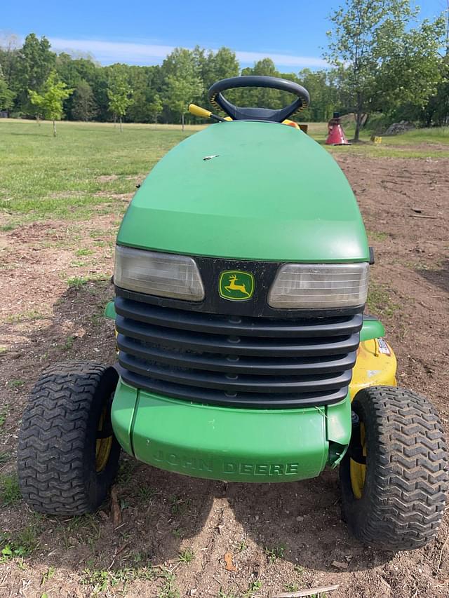 Image of John Deere LT150 equipment image 1