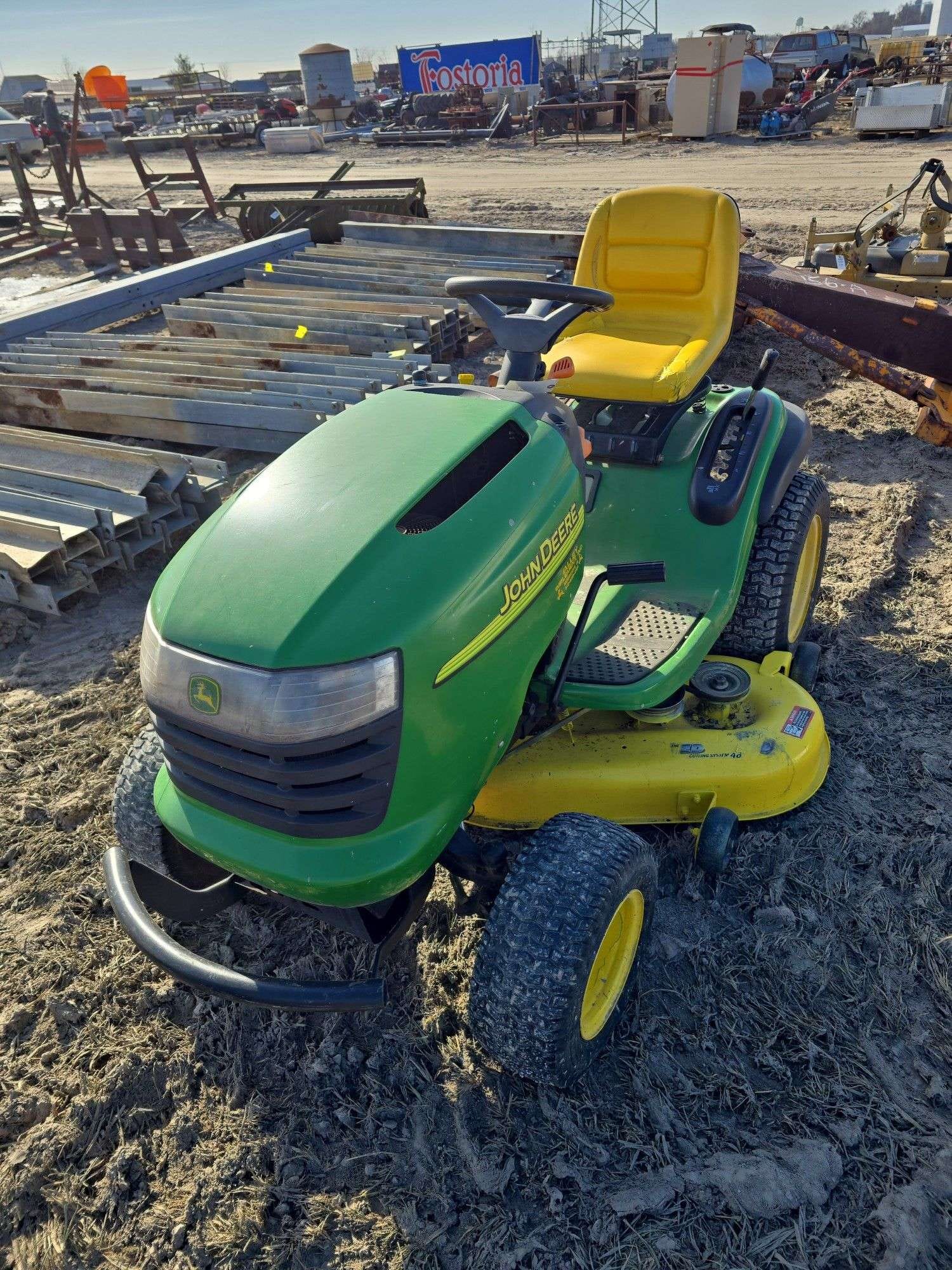 John Deere L120 Equipment Image0