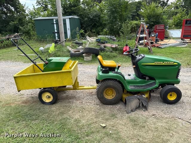 Image of John Deere LT133 equipment image 3