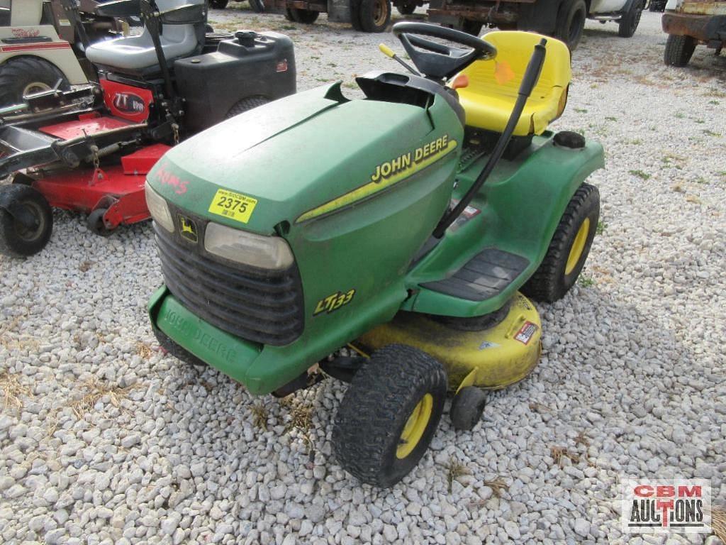 Image of John Deere LT133 Primary image