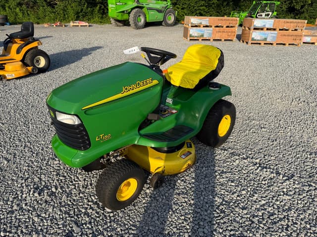 Image of John Deere LT150 equipment image 1