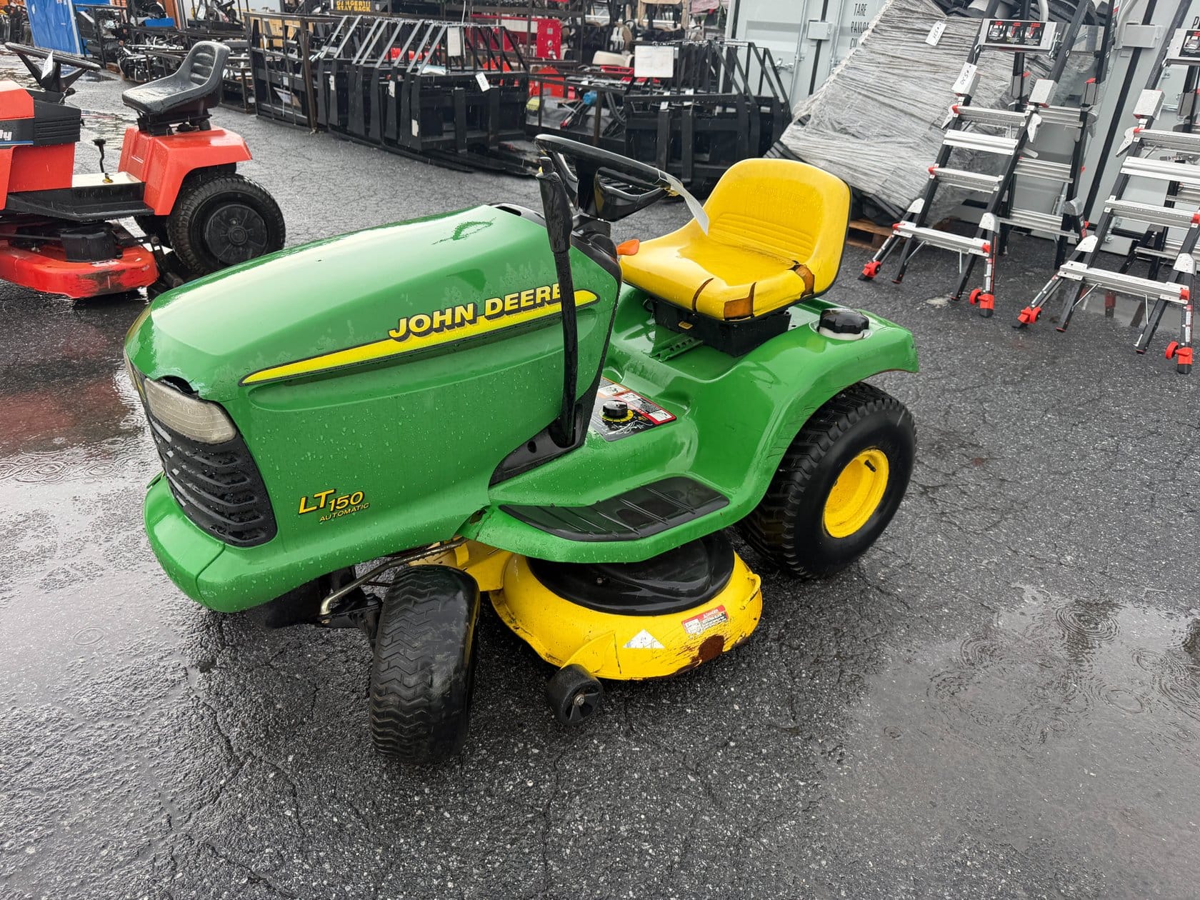 John Deere LT150 Equipment Image0