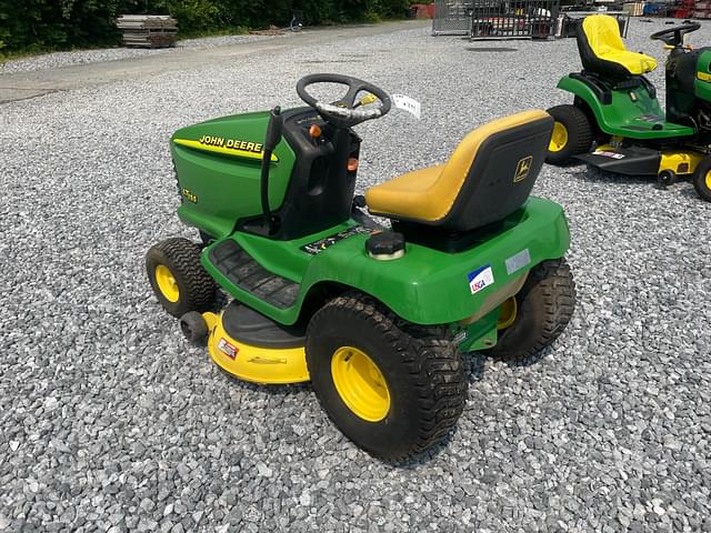 Image of John Deere LT155 equipment image 2