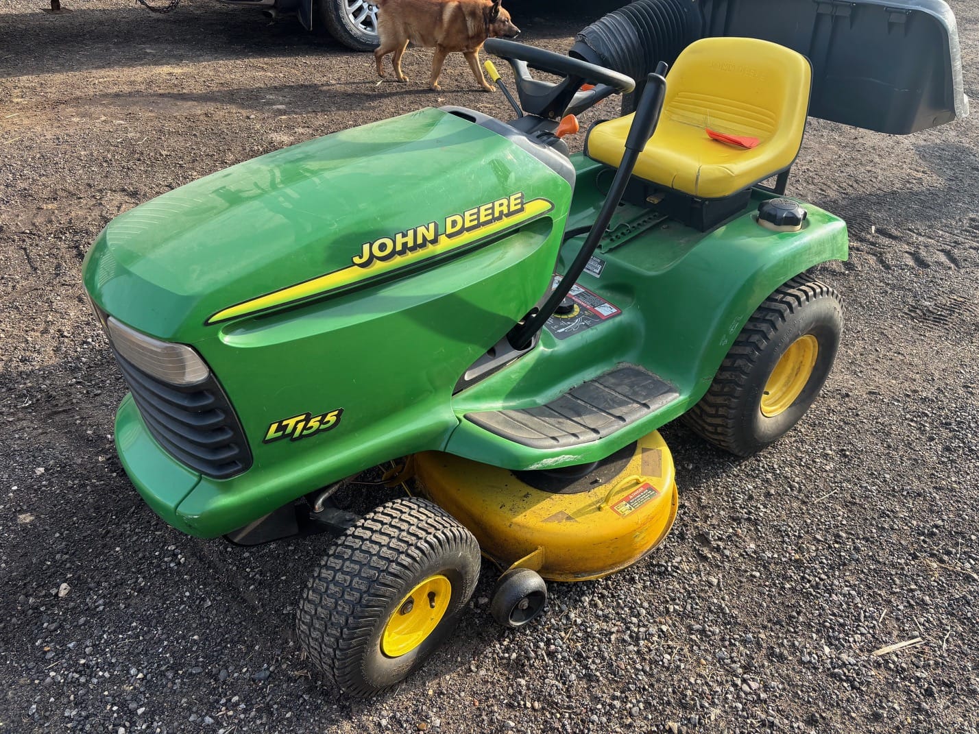 Main image John Deere LT155