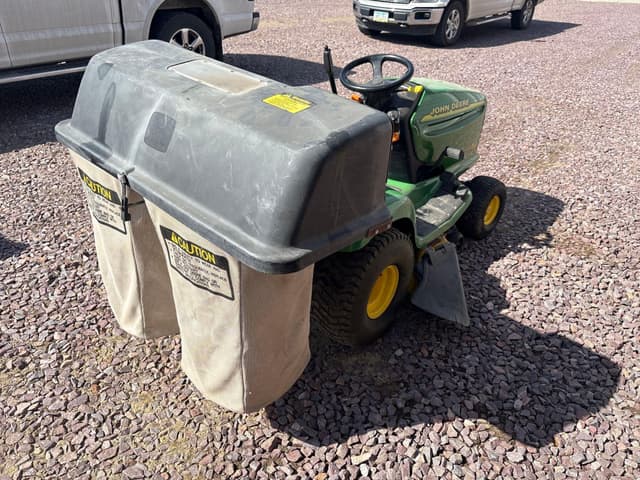 Image of John Deere LT155 equipment image 2
