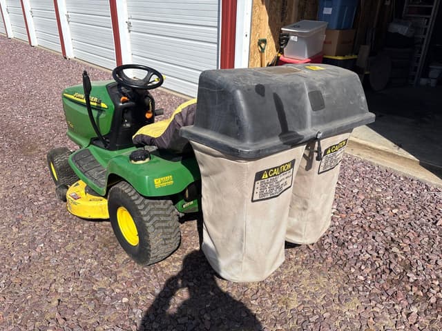 Image of John Deere LT155 equipment image 3