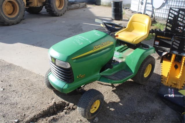 Image of John Deere LT160 equipment image 1