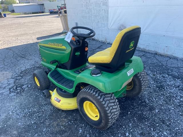 Image of John Deere LT160 equipment image 3