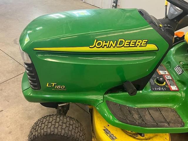 Image of John Deere LT160 equipment image 2