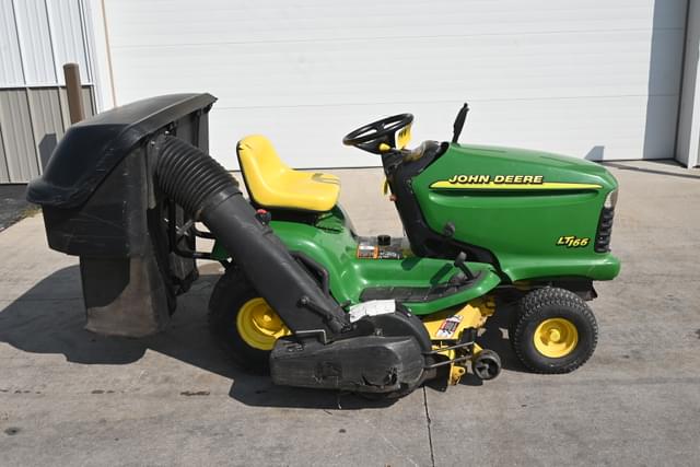 Image of John Deere LT166 equipment image 1